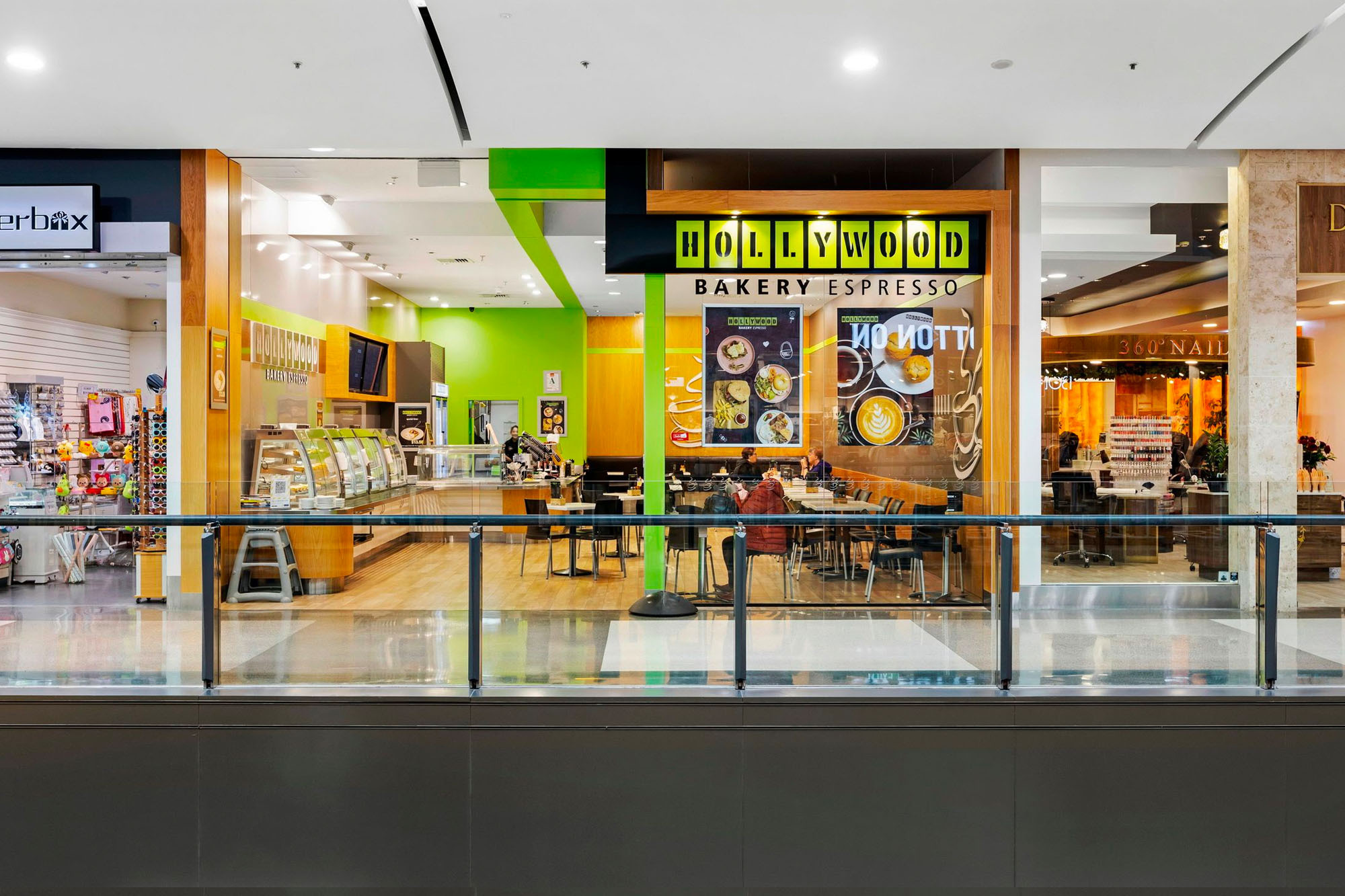 SOLD Hollywood Bakery & Espresso in Glenfield Kakapo